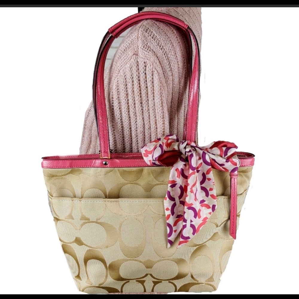 COACH Signature Stripe pat Lthr Khaki/Pink With Authentic Coach Scarf